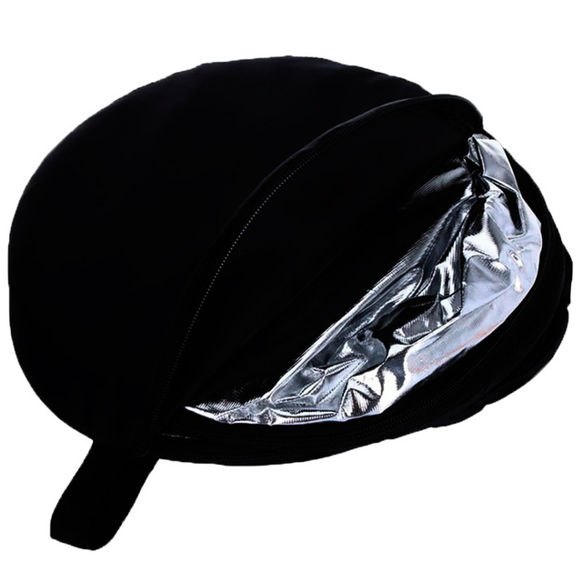 StartUGC 5-in-1 Folding Reflector folded setup